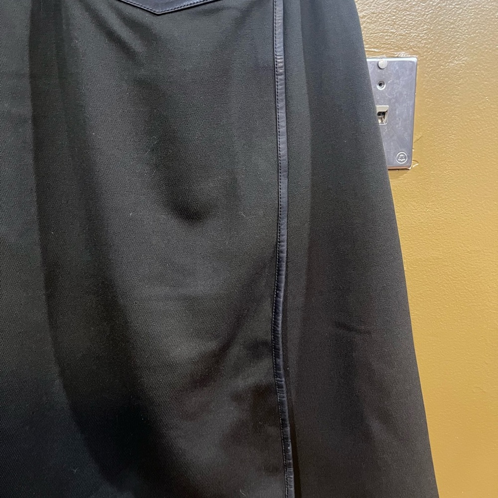 Vintage Hermes Sport Paris Skirt with leather trim. France size 40 - Picture 2 of 11